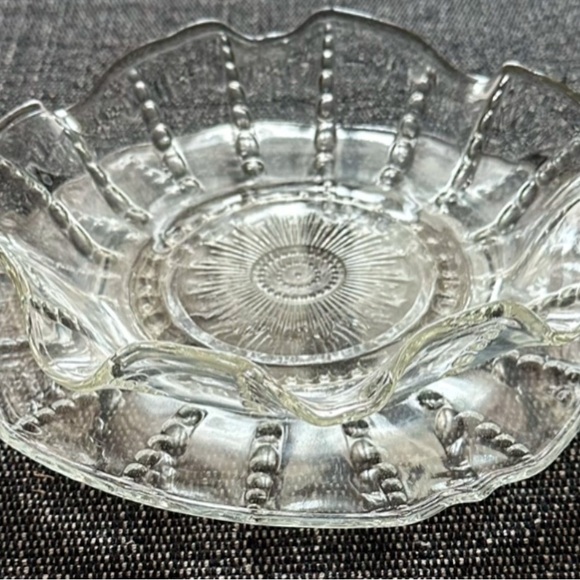 Federal Glass 𝅺Columbia Crystal 10” Ruffled Bowl and 11” Chop Plate - Picture 3 of 11